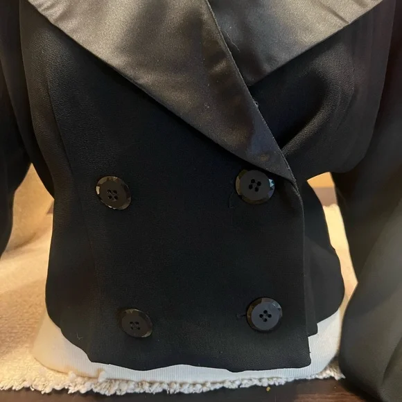 Vintage Liz Claiborne Cropped Blazer - Picture 4 of 5